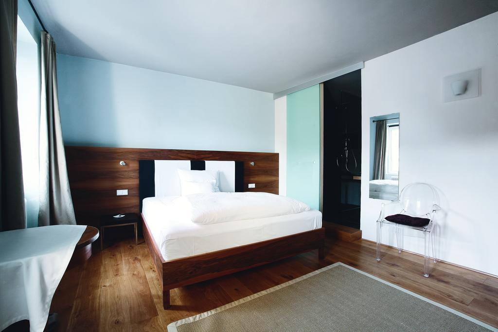 Fruehstueckshotel Im Goldschmiedehaus Grieskirchen Phòng bức ảnh